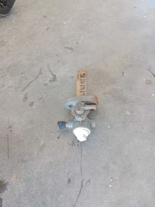 suzuki gn400 gn 400 kranik paliwa paliwowy zawór