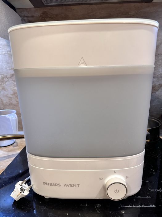 Elektryczny sterylizator parowy z suszarką Philips Avent SCF293/00