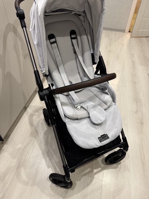Прогулянкова коляска Cybex Melio Fog Grey