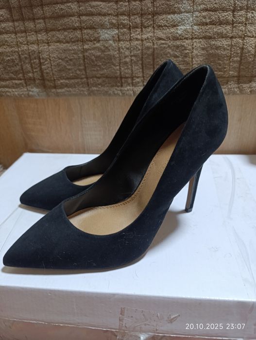 Туфли,  лодочки.