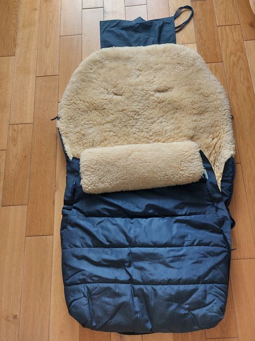 Śpiworek do wózka spacerowego