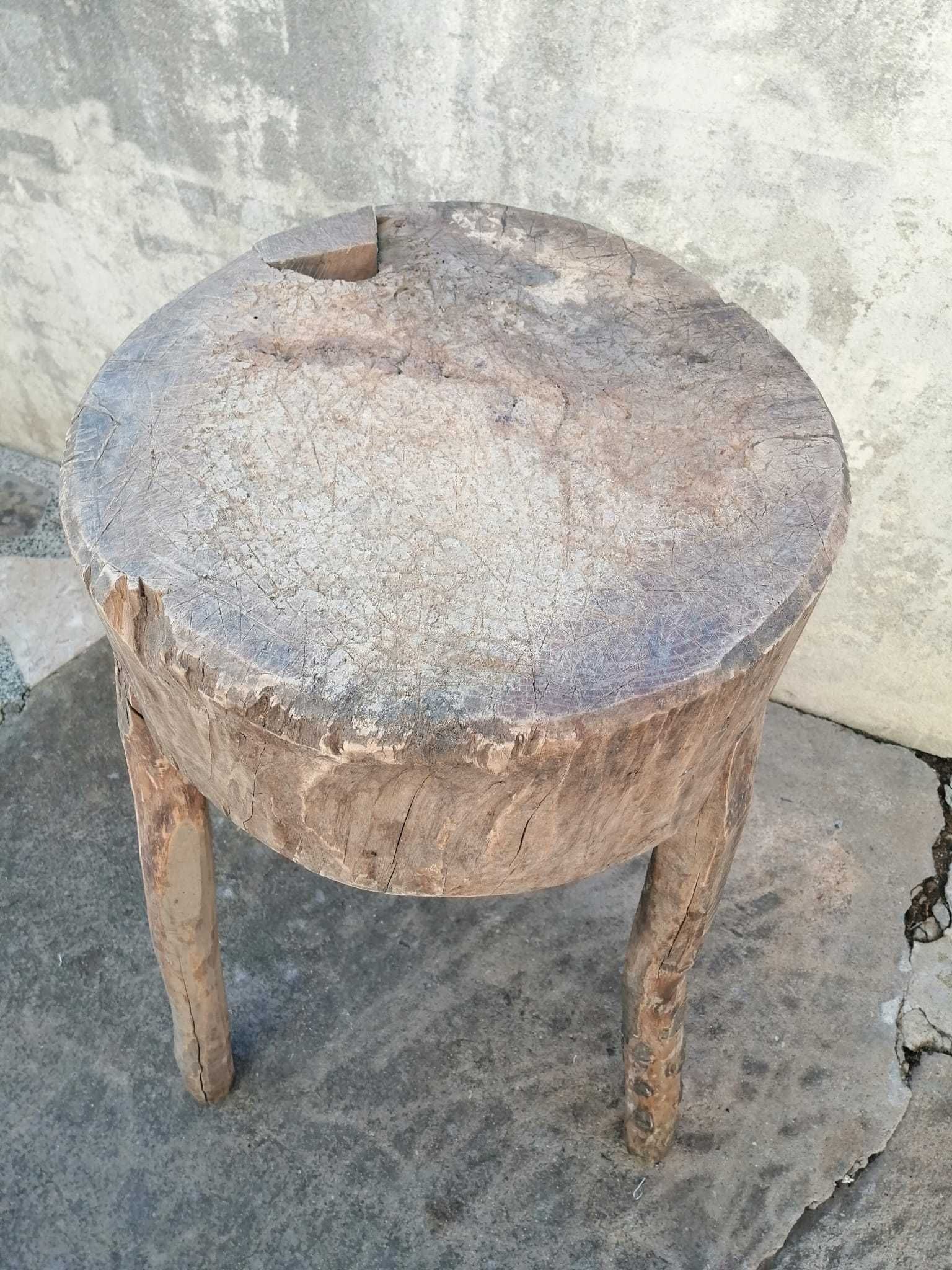 Cepo antigo ou mesa de corte - Decoração rústica