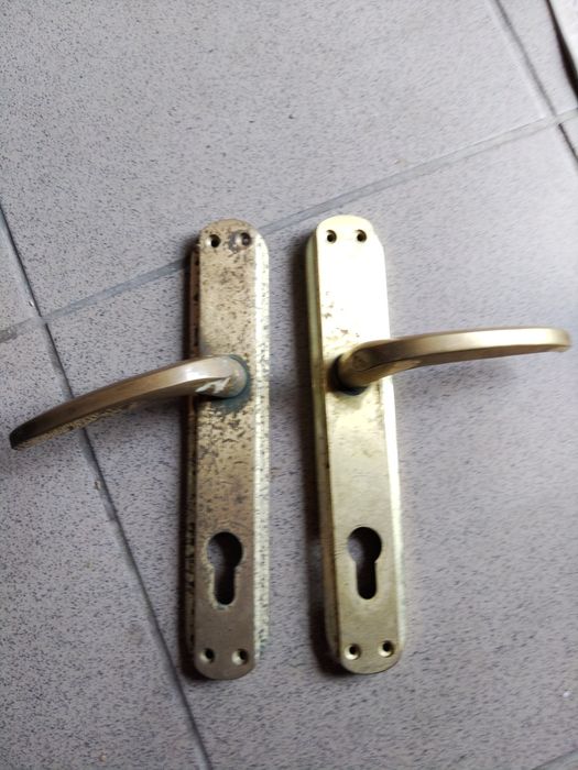 Дверні латунні ручки турецької компанії OZCANIAR