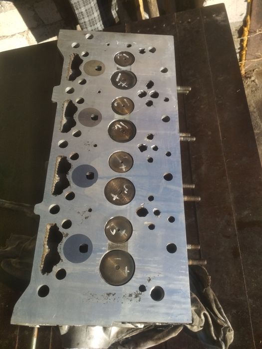 Двигателя ГБЦ  Рено 21 -25 бензин 1.7-2.2 та дизель 2.1