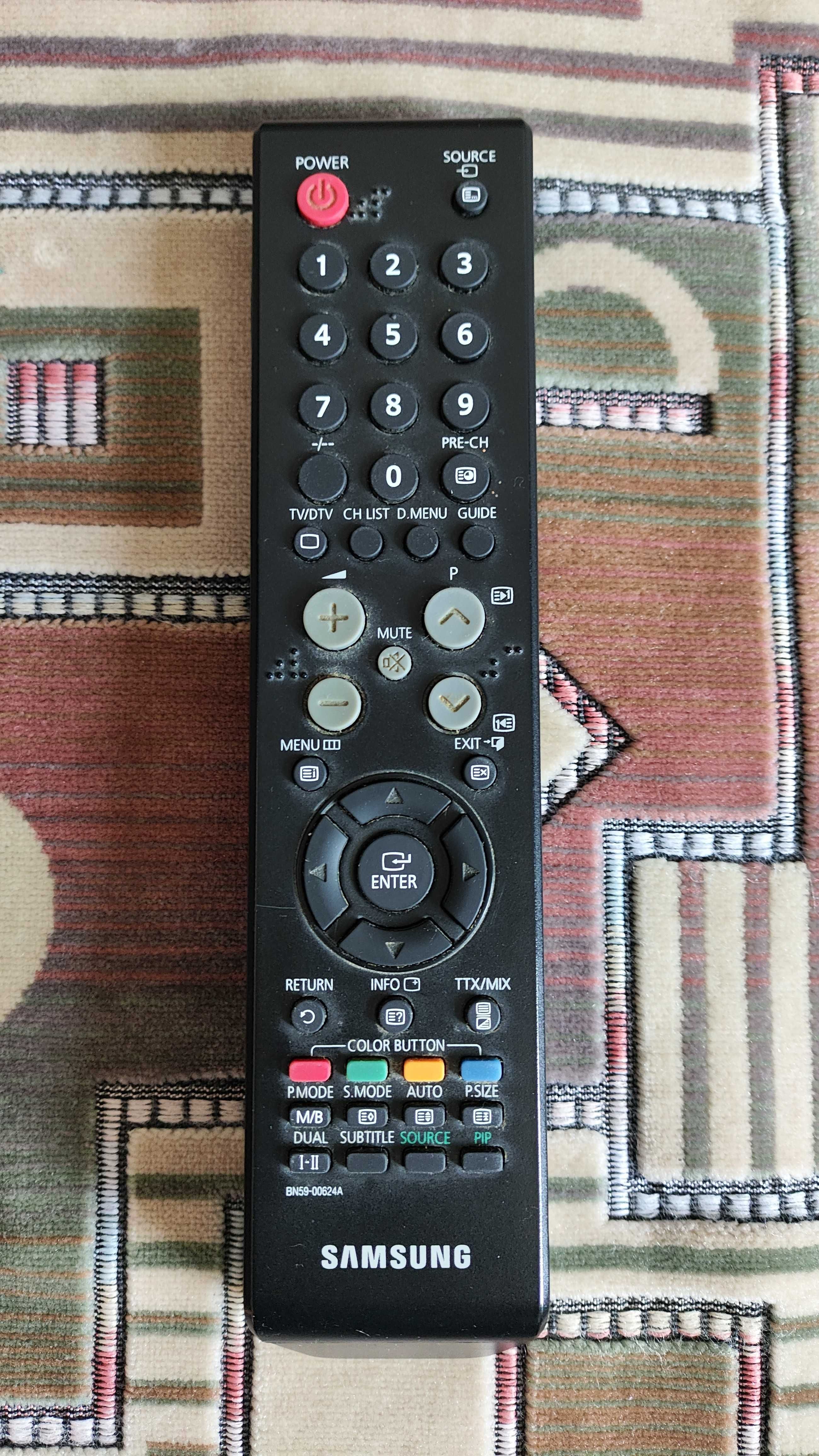 Монітор з ТБ-тюнером Samsung SyncMaster T220HD (22 дюйми)