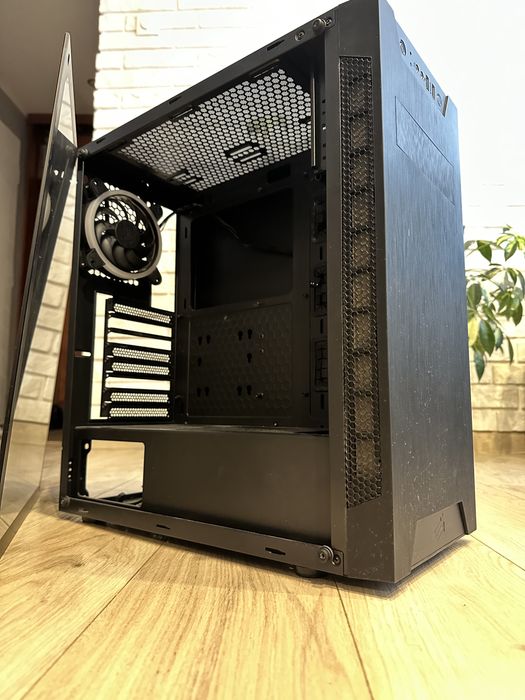 Obudowa do komputera Silentiumpc ODBIÓR OSOBISTY