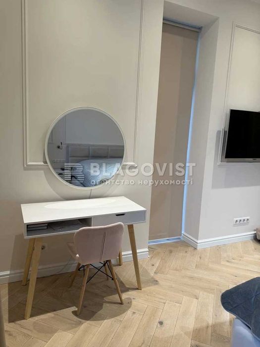 Продаж 2-х кімн кв-ри вул.Антонова Авіаконструктора, 2/32 к1 Сталінка