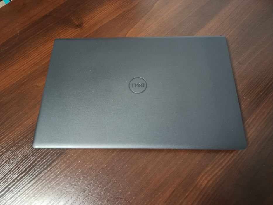 DELL Inspiron 15 3511 Intel i5 2.40GHz 8GB SSD M.2 512GB Win 11 Home