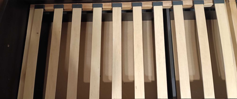 Продам Ліжко дитяче коричневе в ідеальному стані