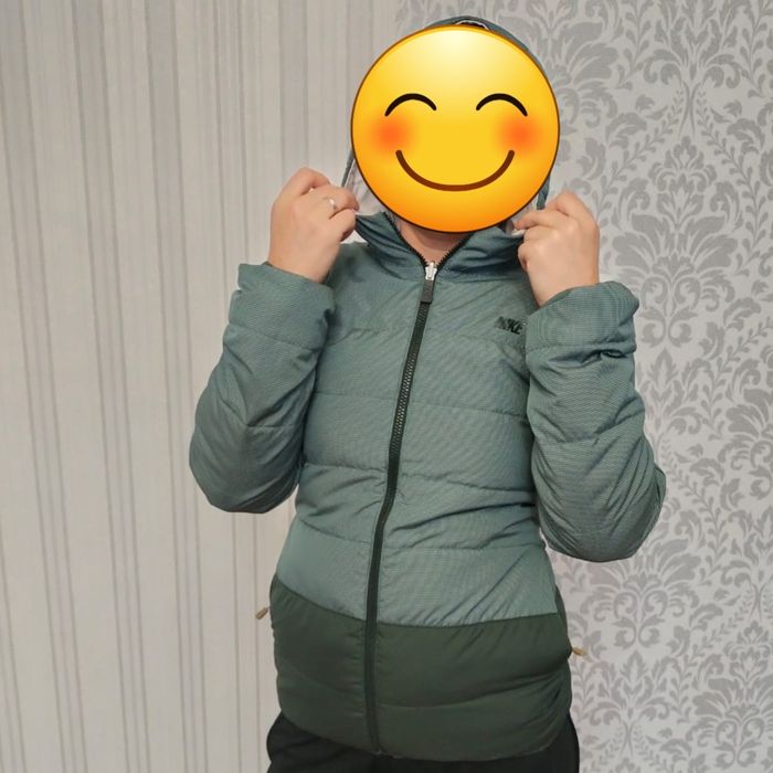Продам фірмовий двостороній пуховик NIKE!У відмінному стані!!!