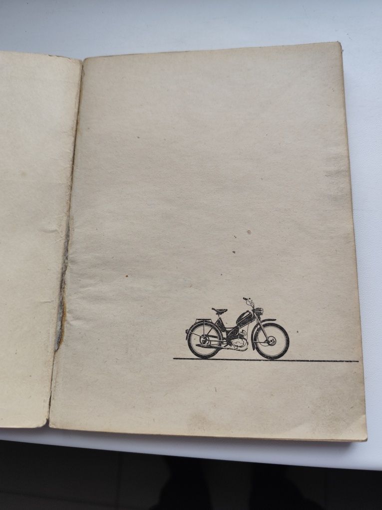 Jeżdżę Motorowerem