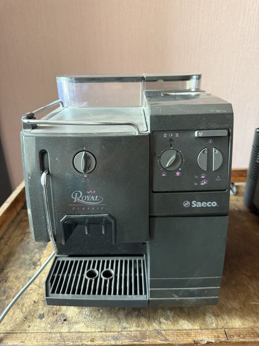 Продам кавомашину Saeco Royal Classic