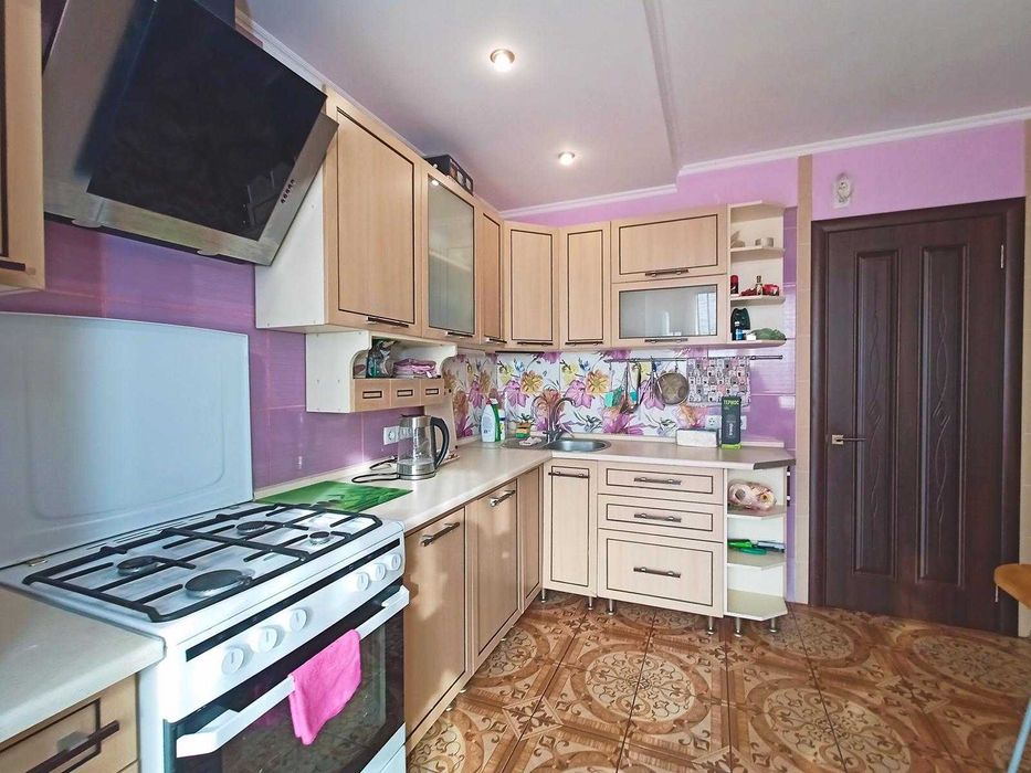 Продаж 1-кімн квартири в новобудові по Попова (автономне опалення).