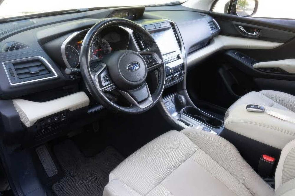 Subaru Ascent Premium 7-Passenger      2020