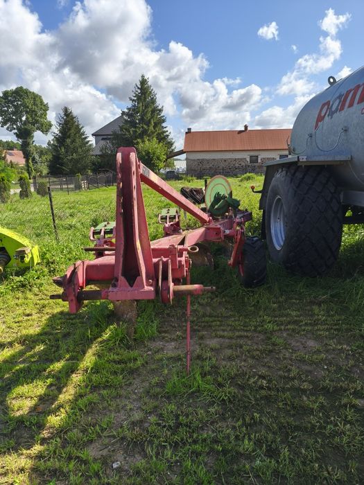 Pług Unia 4 skibowy 3+1