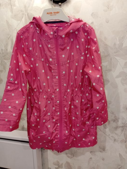 Ветровка для дівчинки тоненька