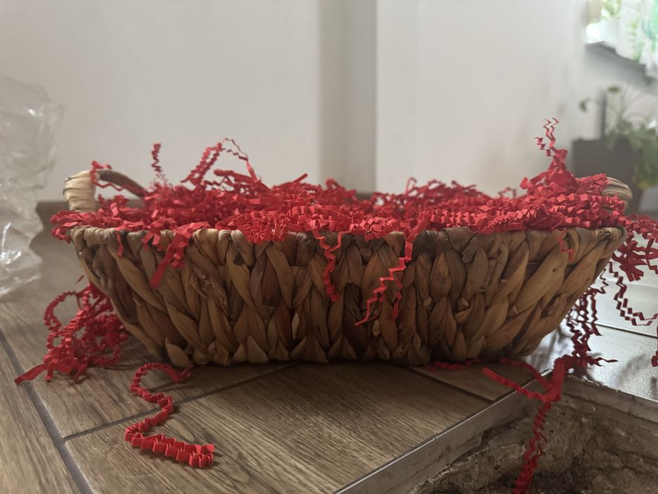 Koszyk prezentowy j.nowy