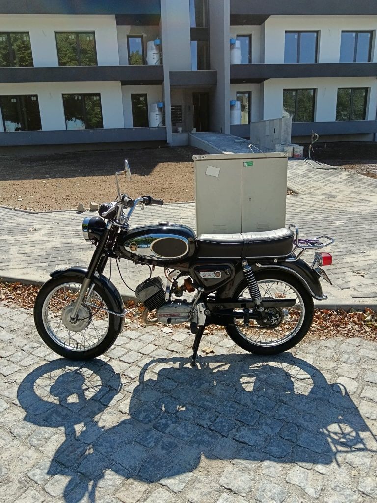 Mota zundap m70 preta