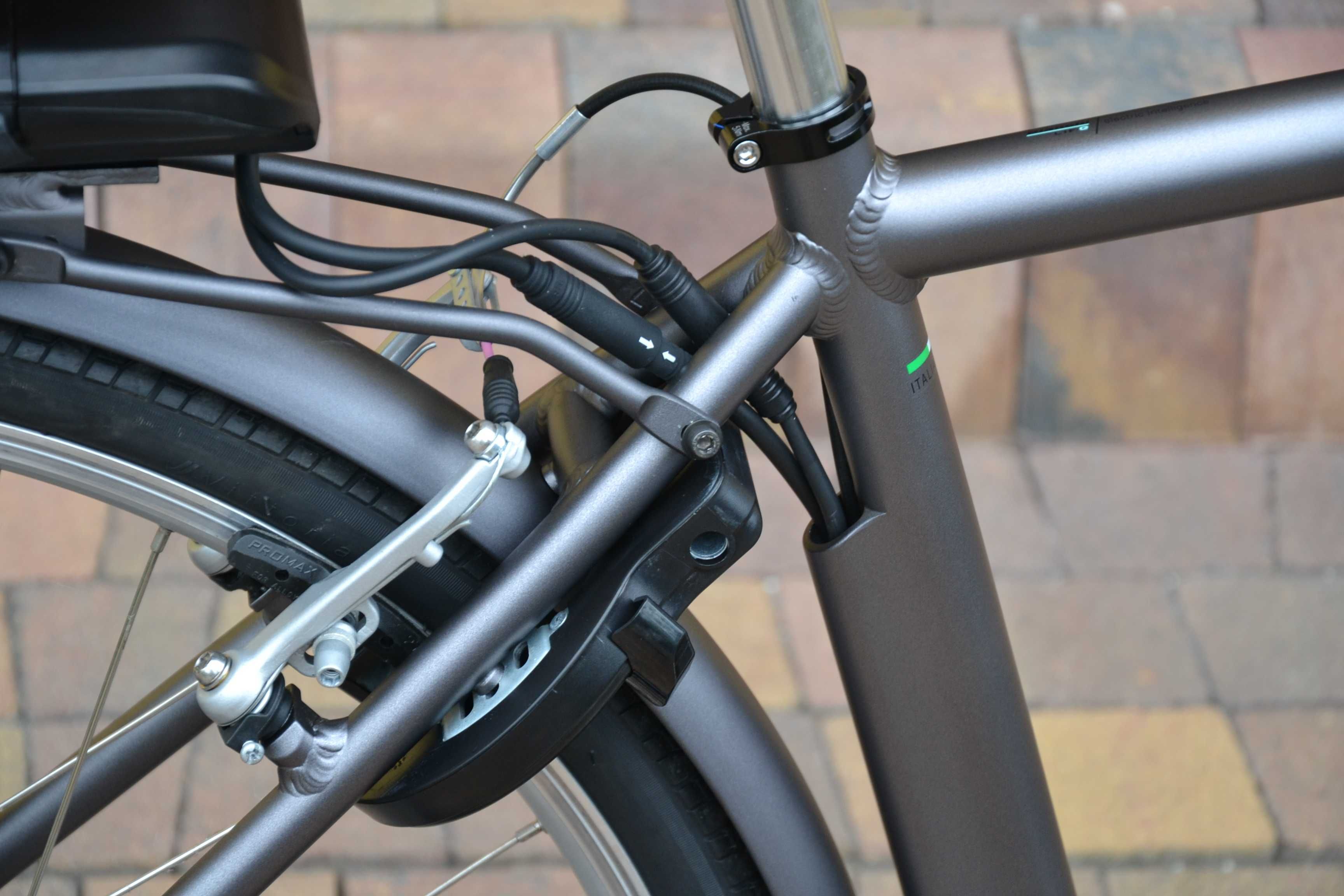 elektryk Bianchi E-Spillo Classic Altus 8 Speed M Bafang 2022 NOWY!