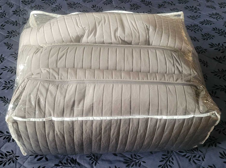 Narzuta IKEA KARIT szara 260x280 cm + 2 poduszki 40x60 cm