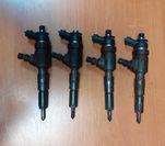 Wtryskiwacze Peugeot 206 1.4HDI Nr.B15
