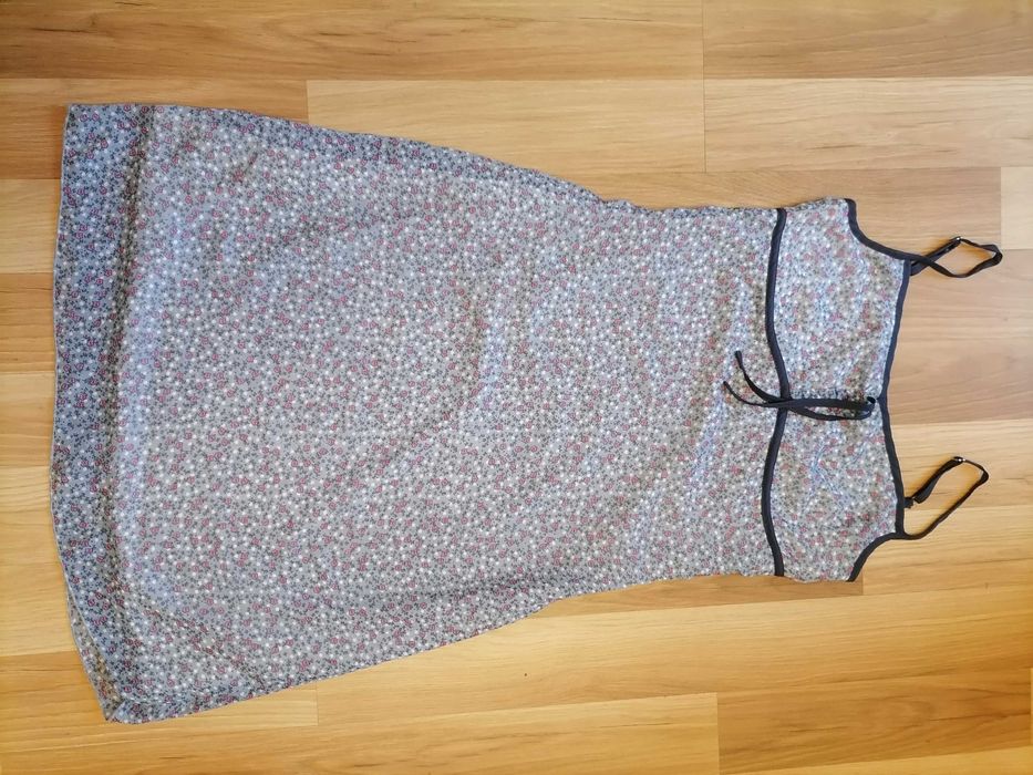Letnia sukienka w kwiaty 40