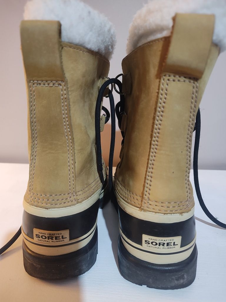 Buty śniegowce firmy Sorel Caribou r 32