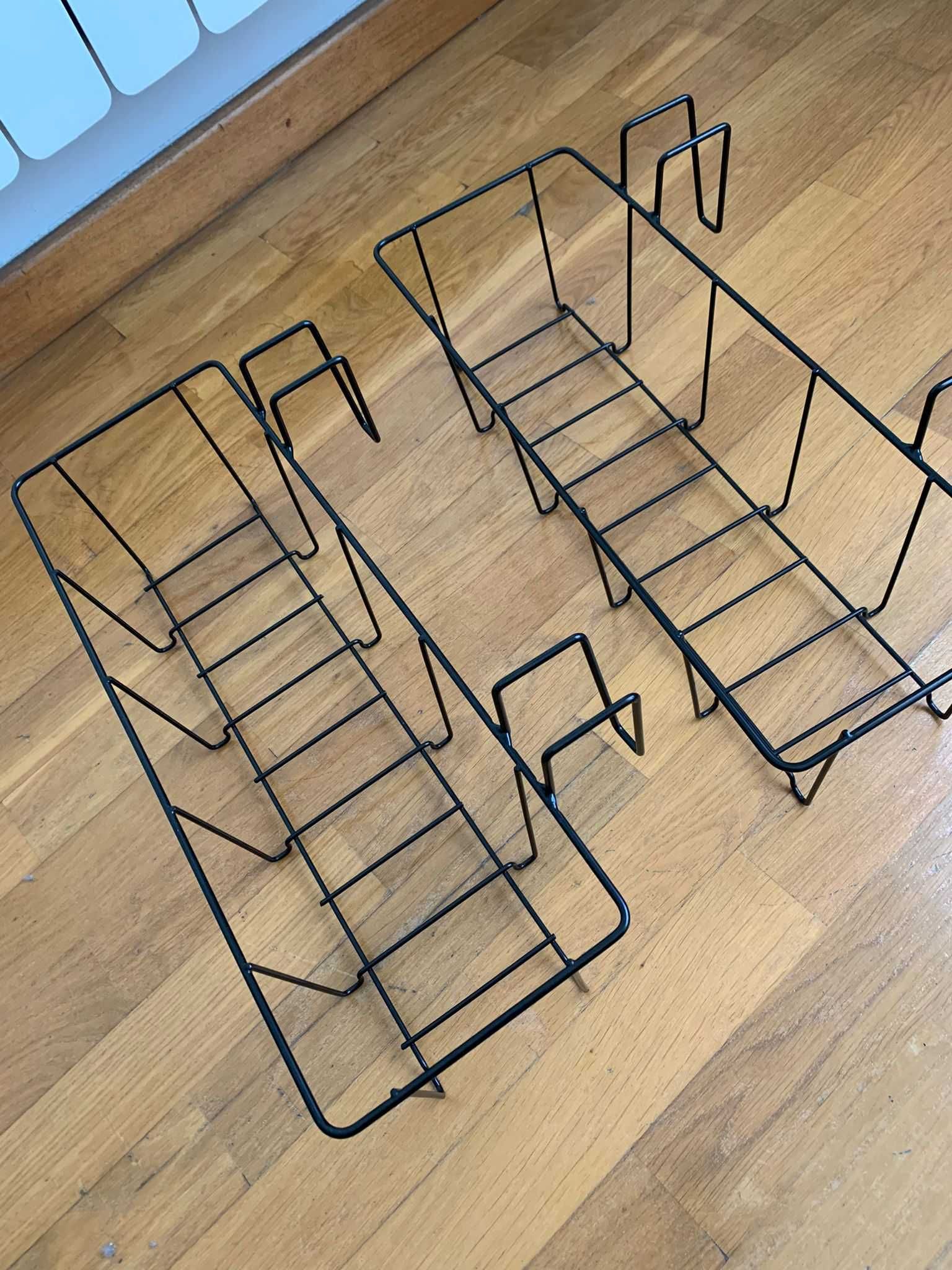 Conjunto Floreira em metal cor preto IKEA