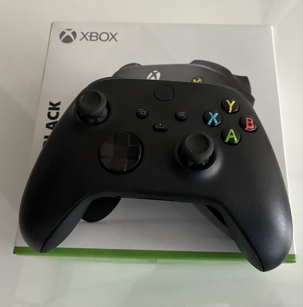 Xbox One S + Pad Series X