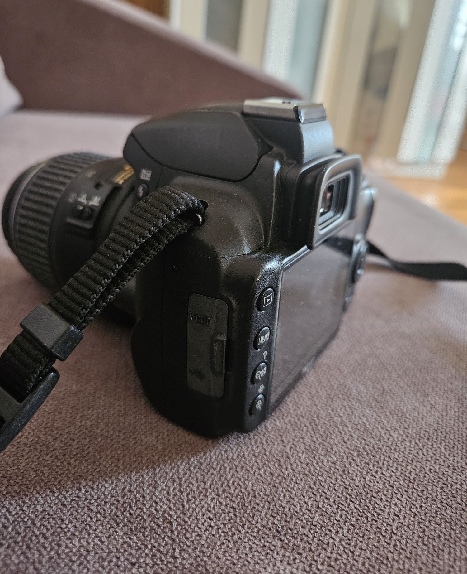 Nikon D3400 + Obiektyw 18-55mm VR + Karta SD + Ładowarka