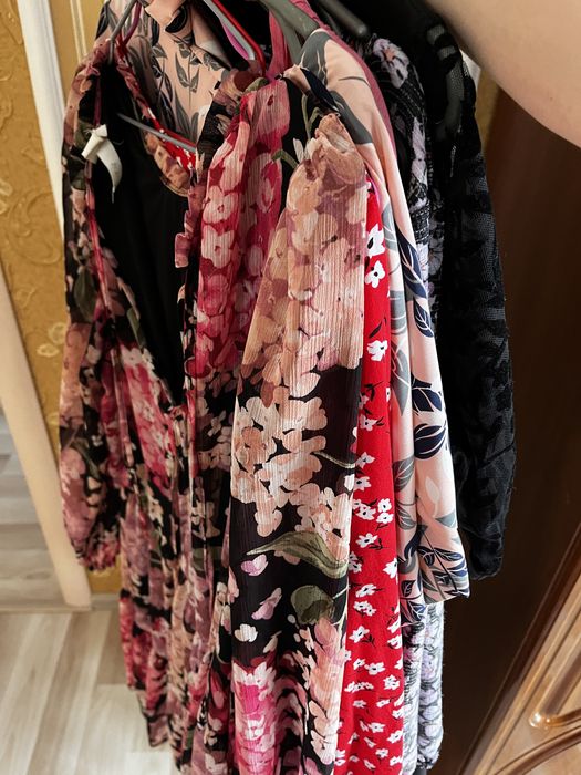 Плаття , Сукні  різні 50-52 р