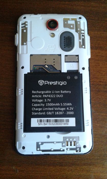 Смартфон Prestigio MultiPhone PAP4322 DUO