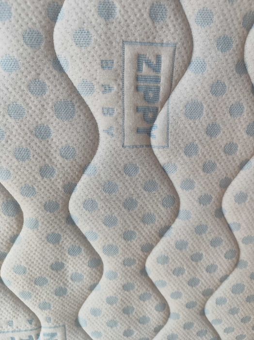 Colchão de bebê novo Zippy