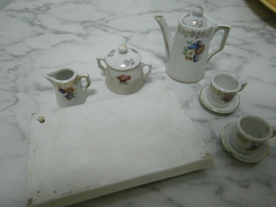 Miniaturas porcelana, brinquedo anos 1930