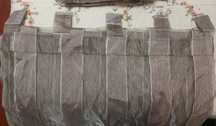 Cortinas riscas castanho