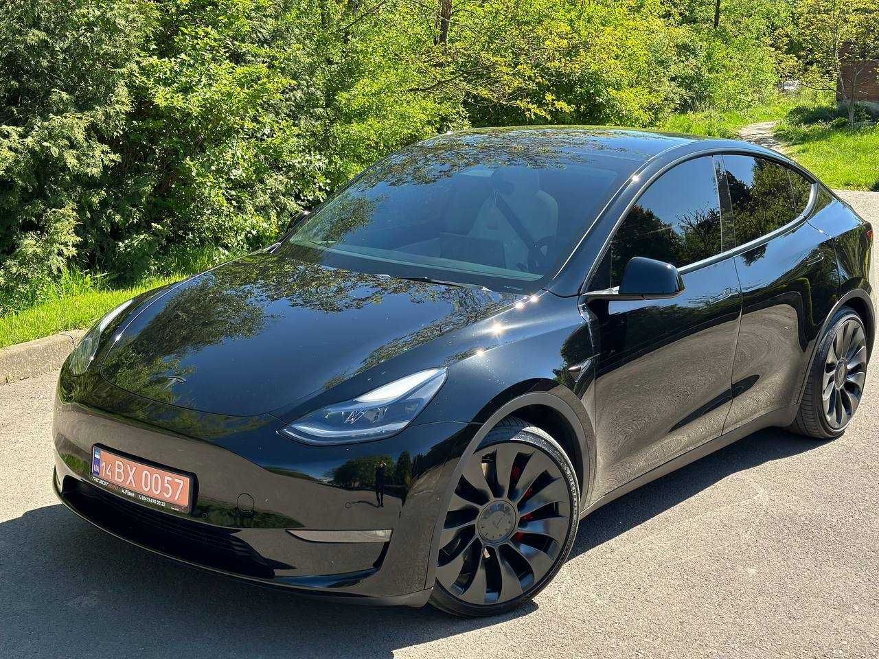 Авто в наявності Tesla Model Y 2021 тесла