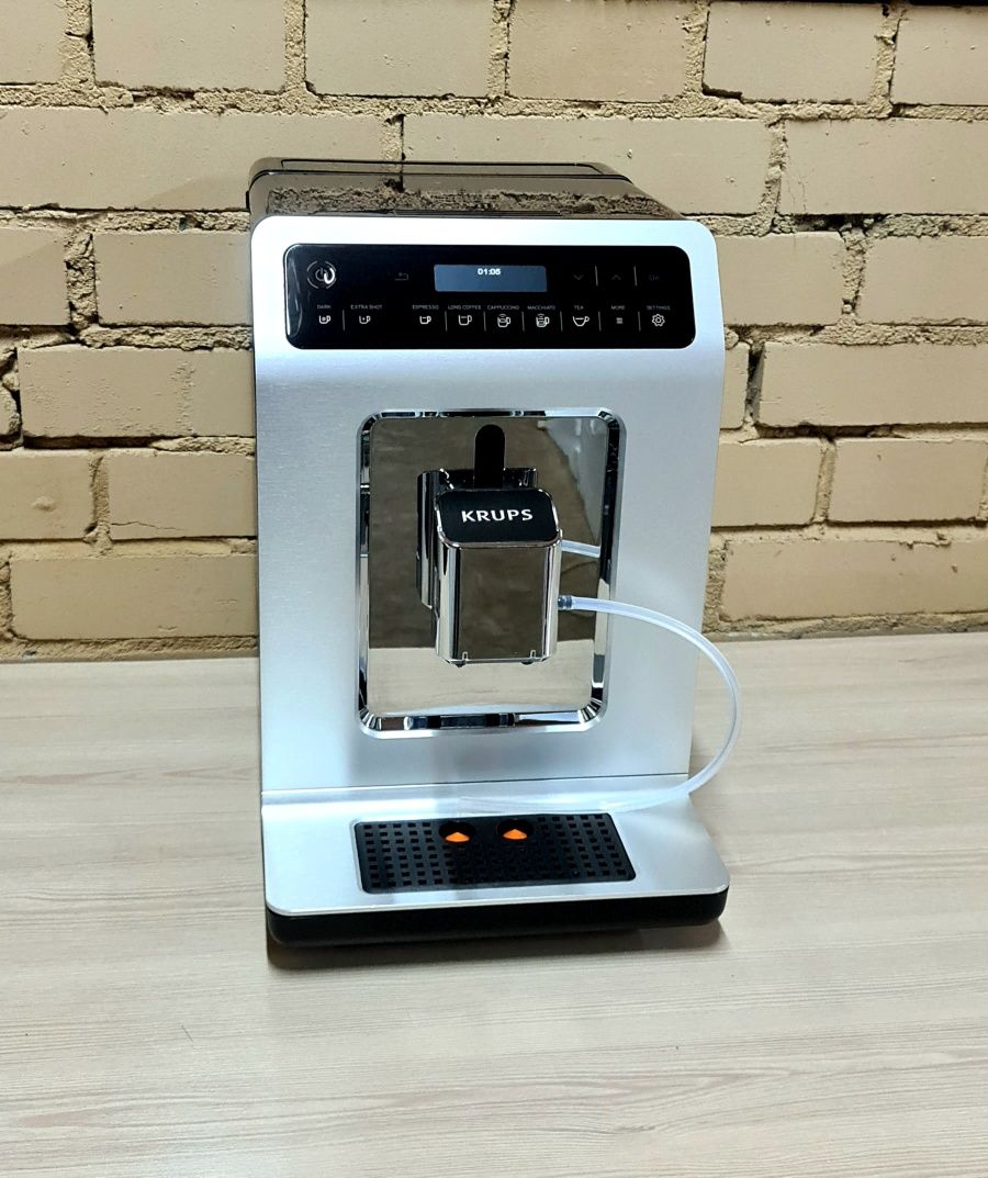 Кофемашина Delonghi ,Saeco.Италия .Гарантия