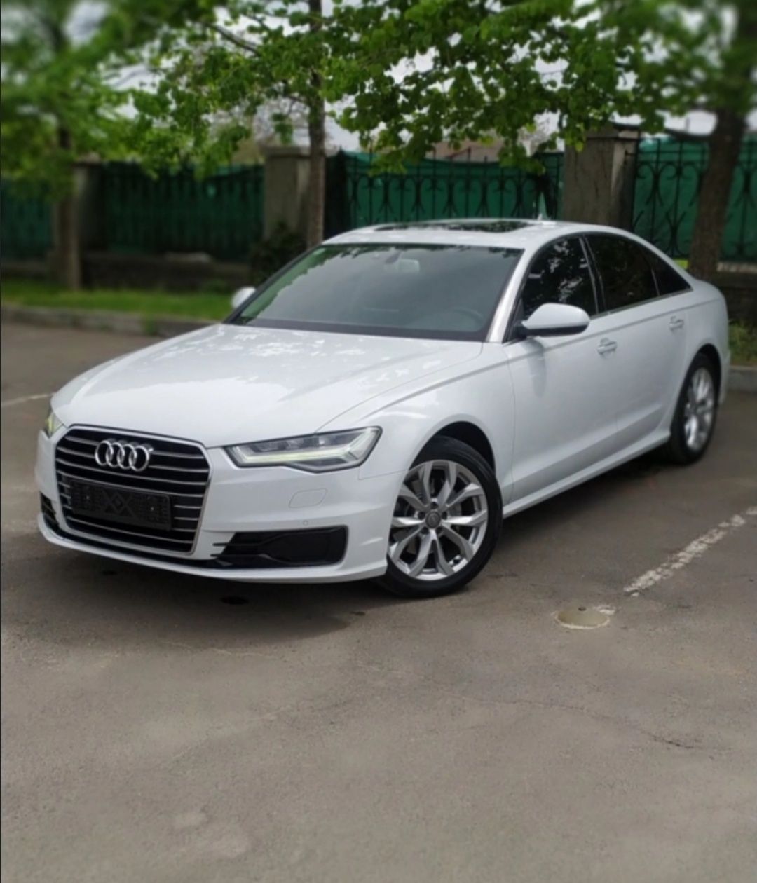 Audi A6 C7-2.0 TDI S tronic 2016 г.в