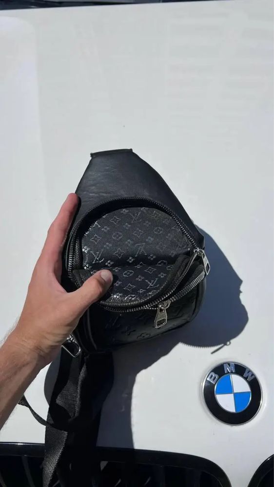 Brązowa Czarna Saszetka/Nerka Louis Vuitton