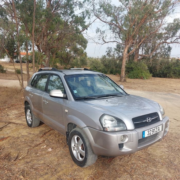 Hyundai Tucson CRDI 2.0
Ano de fabrico: setembro de 200