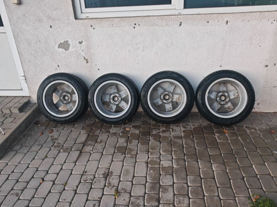 Sprzedam alufelgi 16" z oponami zimowymi 205/55 R16 – pasują do Audi