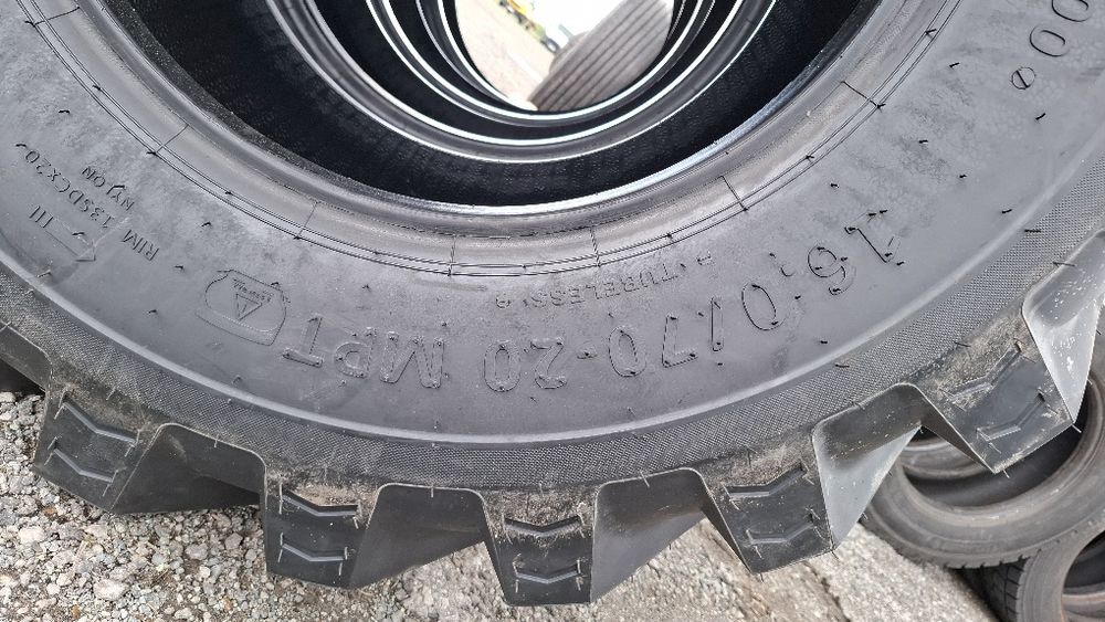 Opony 16.0/70-20 GRI Grip ex MP500