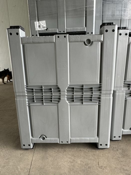 PALOTES DE PLASTICO VEDADOS 507L