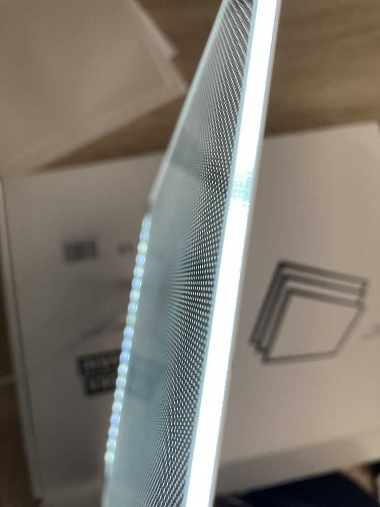 Deska kreślarska z podświetleniem LED