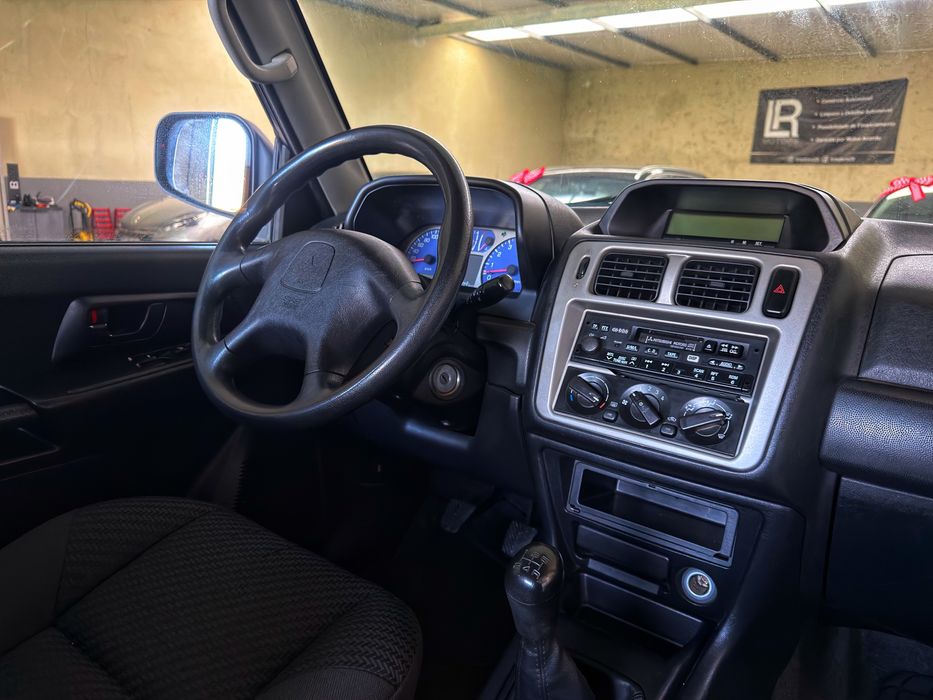 Mitsubishi Pajero Pinin 1.8 GDI 120cv - Desde 186€ Mês