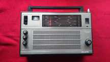 Selena B-215 radio vintage