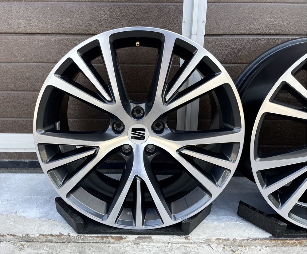 4x felgi aluminiowe 5x112 r19 et45 8J Alufelgi Oryginał Seat 19”