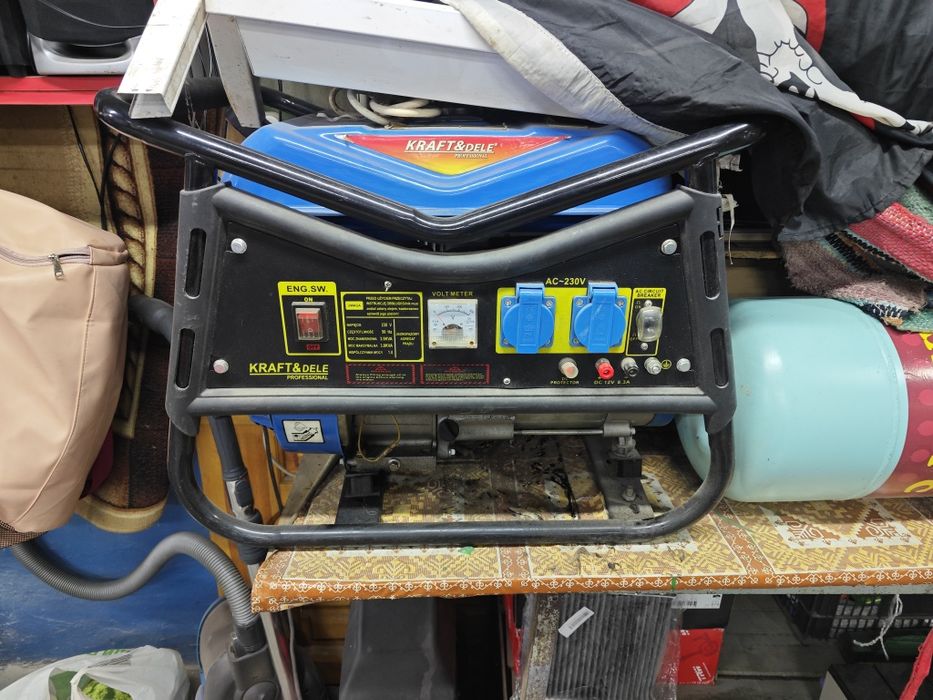 Продам Генератор 3.5 кВт