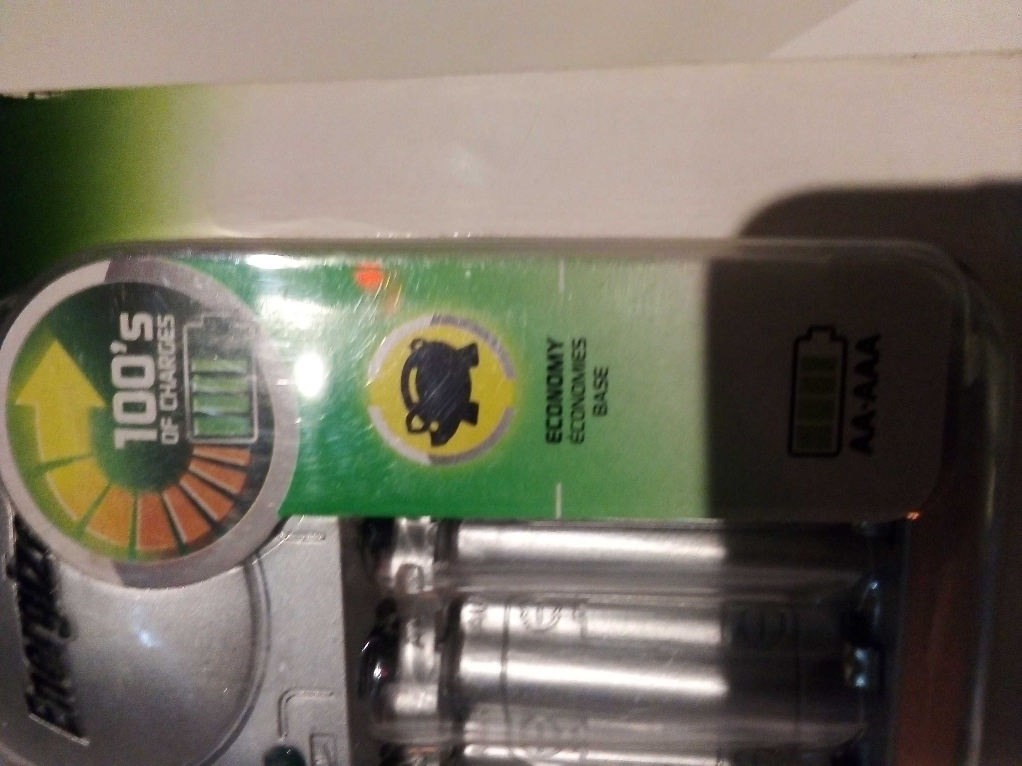 Energizer Base  ładowarka do  4 akumulatorków NiMH
