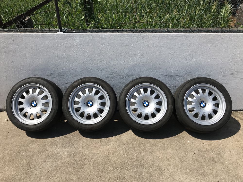 Jantes BMW em 15 5x120 com semi-slicks Toyo